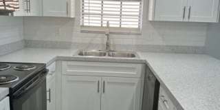 Cottage Court Gallery 25