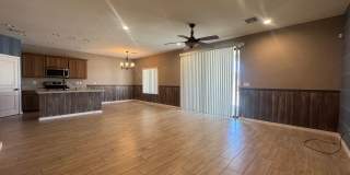 3-Bedroom Home with 50' RV Garage in Fort Mohave Gallery 3