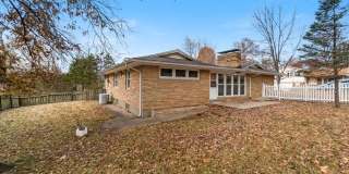 House Close To Campus! Gallery 28