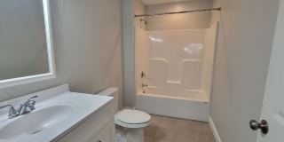 537 Winchester Avenue Gallery 8