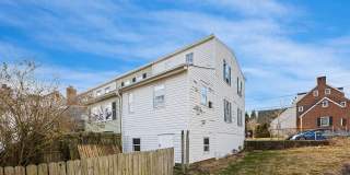 221 CHESTNUT Street Gallery 25