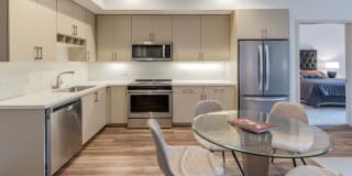 Modera Jack London Square Gallery 7