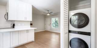 2Bed/2Bath Condo near Downtown San Diego!~ 2538 C St. #7 Gallery 10