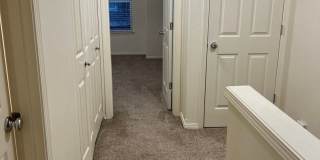 Great Location! 2 Bed 2 Bath Townhouse Style Condo! Open Concept! Laminate Floors Throughout Main! Gallery 26