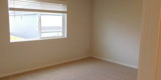 4Bd/2.5Ba Two Story Home - Available to View! Gallery 12
