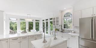 Luxury Furnished Home Gallery 16