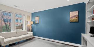 607 SLADE Court Gallery 25