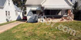 Spacious 3 Bed 1 bath home Gallery 1