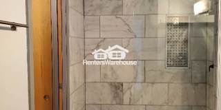 2323 Locust Street Gallery 10