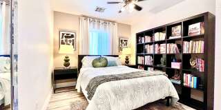 STYLISH SERENITY - 3 bed/2 bath Furnished Home with RV/Boat Parking Gallery 23