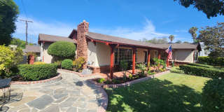 Single Story 2 Bedroom House on Large Lot in La Mesa Single Story 2 Bedroom House on Large Lot in La Mesa Gallery 1