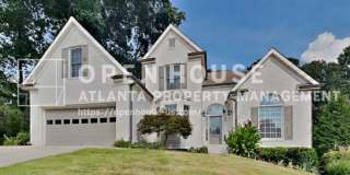 1025 Russell Point Gallery 1