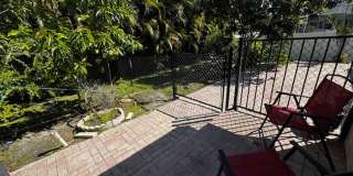 2 bedroom 1.5 bathroom furnished home Gallery 24