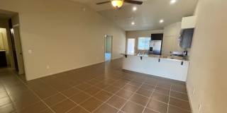 3 Bedroom Townhome in Desert Sky! Gallery 3