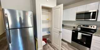 New 4 Bedroom Home in Bullhead City! AVAILABLE FURNISHED OR UNFURNISHED! Gallery 13