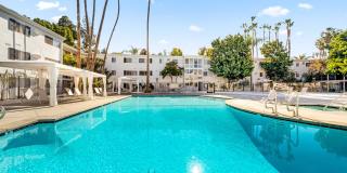 Summerview Beach Resort Luxury Apartments Gallery 1