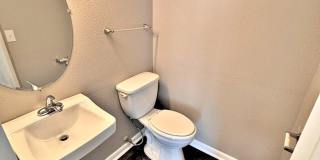 Avalon Cove Townhomes Gallery 26