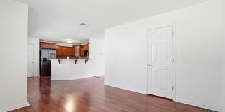 Spacious 4BR Home with New Carpet & Fenced Backyard Gallery 10