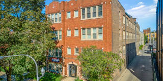 3915 North Janssen Ave. Apt. Gallery 1