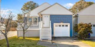 9515 15th Bay Street Gallery 1