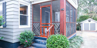 Charming 3 Bedroom, 2 Bath Home in Prime Greenville Location! Gallery 32