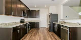 The Corridor at Sunset Oaks Rental Homes Gallery 2