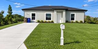 Great location, close to ST RD 82-Three bedroom/2 bathroom Gallery 1