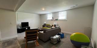 5 Bed 4 Bath Home fenced yard Gallery 44