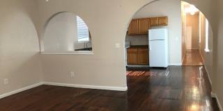***$500 Move-In Special*** SPACIOUS 3 BR/2 BA Rental in Mid-City with BACKYARD and DRIVEWAY (Section 8 not accepted) Gallery 5