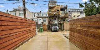 413 S EAST Avenue Gallery 23