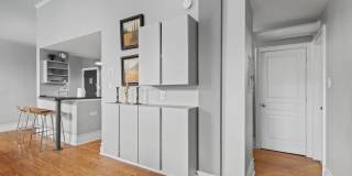 Rare Top-Floor Loft in Elizabeth with 22’ Ceilings, Gated Parking and Walkable Dining Gallery 12