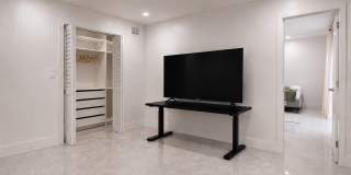 6249 Bay Club Drive Gallery 8