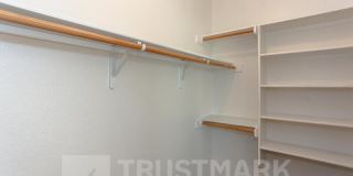 212 Crowfoot Gallery 30