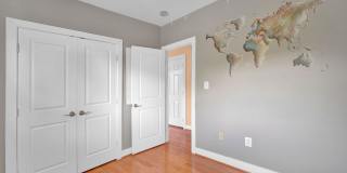 1301 Adams St Ne Gallery 10