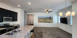 Guard-Gated Cadence | 2 Bed Single-Story Home in 55+ Community | WiFi Included Gallery 7