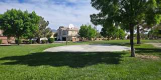 An Amazing NW Home! Over 3300 sq ft w/ pool & spa! Must see! Gallery 63