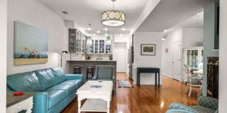 Furnished Pet-Friendly 30-Day Extended Stay Riverfront Condo Gallery 20