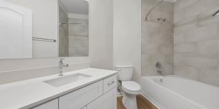 Lex Alpharetta Apartments Gallery 44