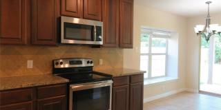 1321 Crestview Drive Gallery 13