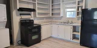 2404 Avenue U unit: Front Gallery 1