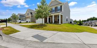 Welcome Home!!! Beautiful 3b 2.5b in Massey Preserve! Gallery 1