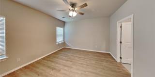*RARE FIND*LUXURY 2 Bedroom 2 Bathroom Cottage in 55+ Community in Warr Acres, Ok (LEASING SPECIAL) Gallery 9