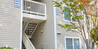 Welcome Home! Beautiful, Like-New 2-Bedroom Condo in a Convenient Location Welcome Home! Beautiful, Like-New 2-Bedroom Condo in a Convenient Location Gallery 1