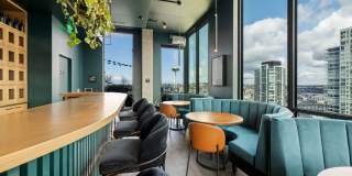 The Confidential Gallery 33