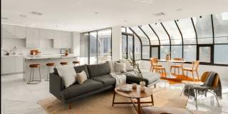 Stunning Remodeled Condo with Iconic Disney Concert Hall Views in the Heart of Downtown LA! Gallery 1
