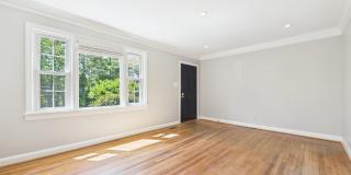 2912 Oberlin Road Gallery 13