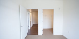 Broadway Flats Gallery 19