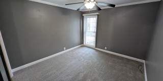 2nd Floor Condo Available Now - Great Location! Gallery 6