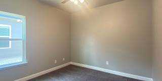 4 BEDROOM,  3 BATH Gallery 21