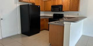 3 Bedroom Townhome in Gated Community Gallery 3